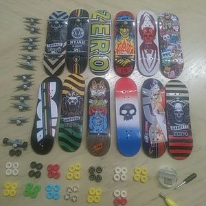 finger skateboard set